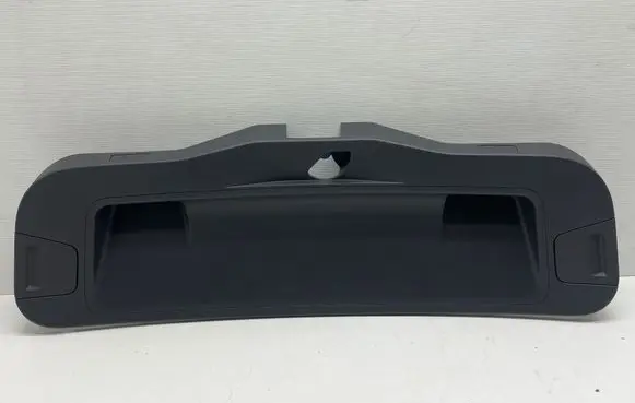 Volkswagen Jetta VII Tailgate trim 17A867605 17A867607