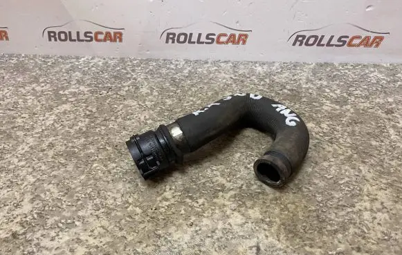 Land Rover Range Rover L322 Engine coolant pipe/hose