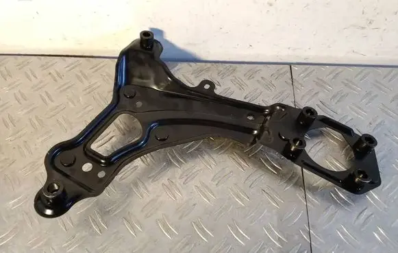Toyota RAV 4 (XA50) Accelerator throttle pedal bracket 