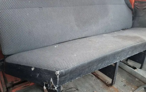 Mercedes-Benz 309 Rear seat 