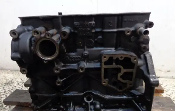 Audi A4 S4 B8 8K Engine block 03L021A