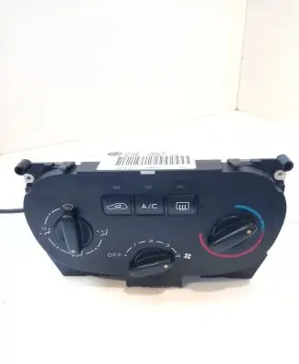 Peugeot 307 Climate control unit 18488191