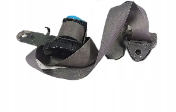 Chrysler 300M Front seatbelt E27238