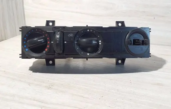 Mercedes-Benz Sprinter W906 Climate control unit A9068300185KZ 5HB00901100