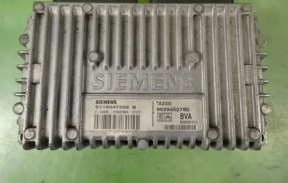 Citroen C5 Engine control unit/module ECU 9639452780
