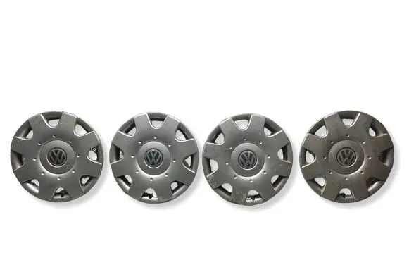 Volkswagen Golf V R15 wheel hub/cap/trim 1T0601147C