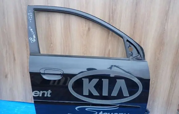 KIA Picanto Front door