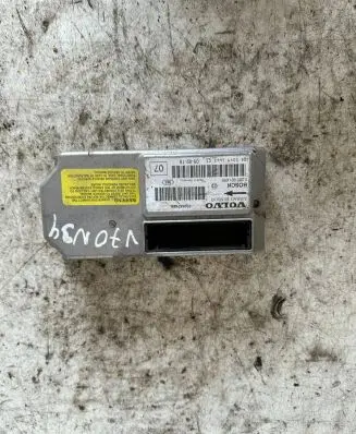 Volvo V70 Airbag control unit/module 30667469
