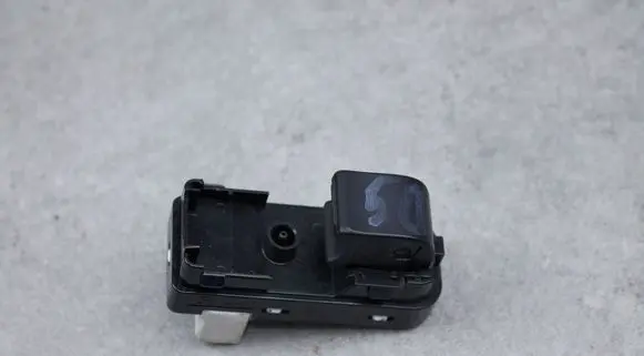 Mazda 2 Electric window control switch D09H66370