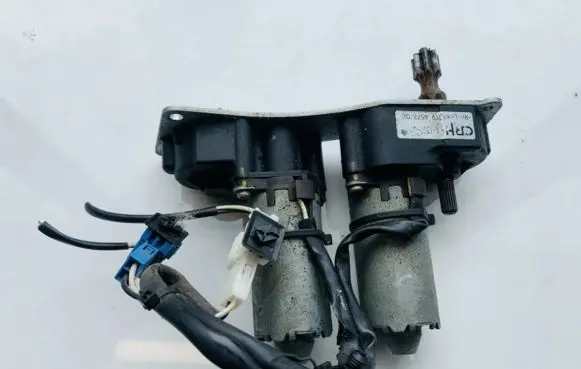 Mercedes-Benz SLK R170 Seat adjustment motor a1708201642 a1708201742