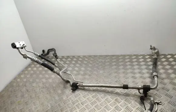 KIA Sorento Air conditioning (A/C) pipe/hose