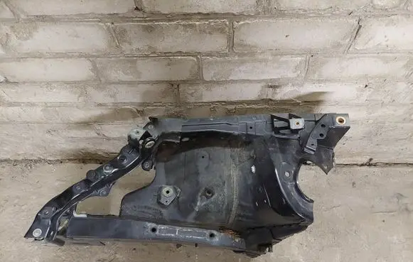Toyota Auris 150 Front quarter panel 