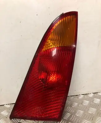 Ford Focus Rear/tail lights XS4113404A