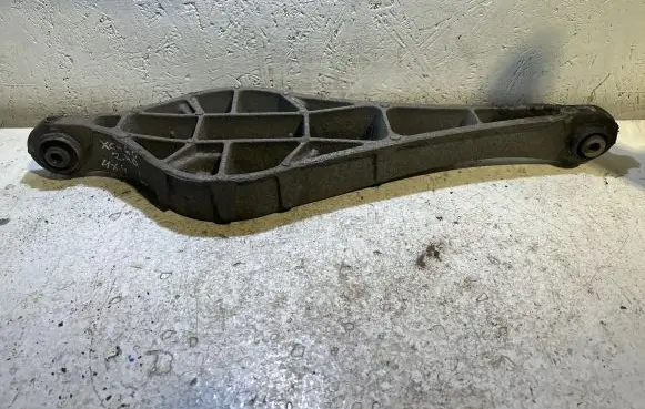 Volvo XC60 Rear upper control arm/wishbone