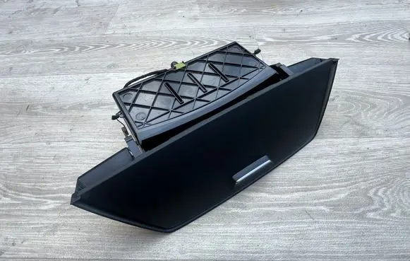 BMW X1 E84 Glove box 2993616