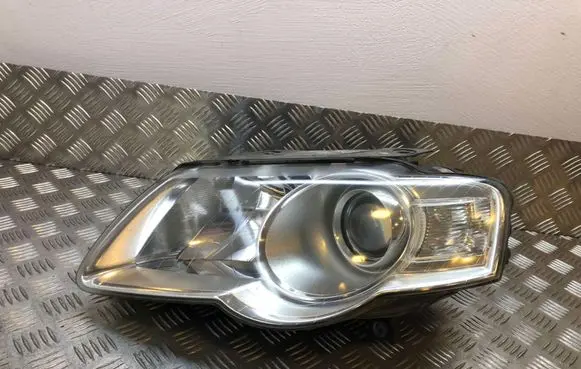 Volkswagen PASSAT B6 Headlight/headlamp 3C0941005