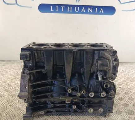 Volvo S90, V90 Engine block 31430770