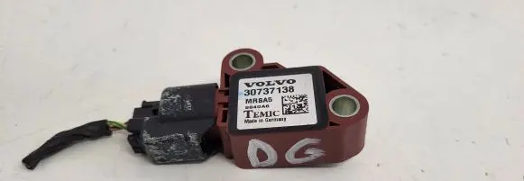 Volvo V50 Airbag deployment crash/impact sensor 8840A6 30737138