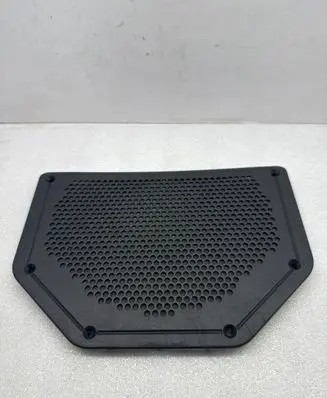 BMW 3 E92 E93 Subwoofer grill/trim 4913631819