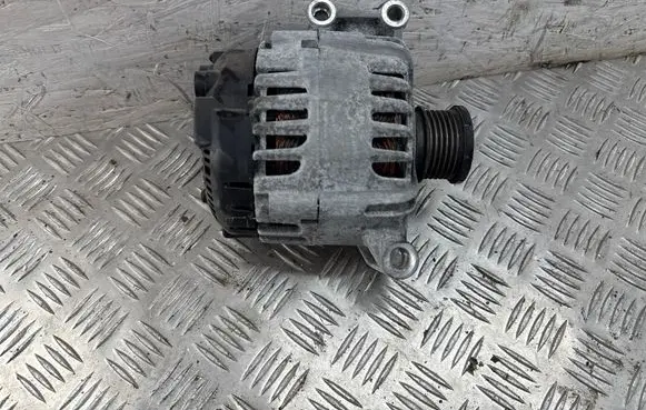Peugeot 5008 II Generator/alternator 9678730980 2616593E TG12C147