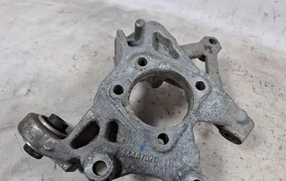 Opel Vectra C Rear wheel hub spindle/knuckle 24447020