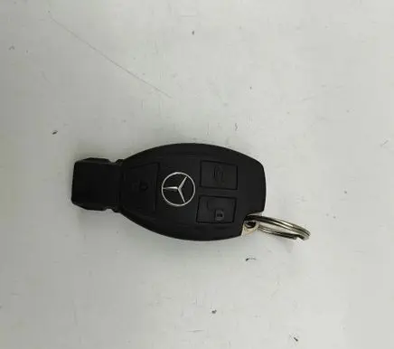 Mercedes-Benz Vito Viano W639 Ignition key/card A1697602506 A9069053600