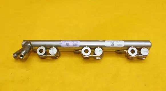 Ford Explorer Fuel main line pipe L1ME-9S441-AB