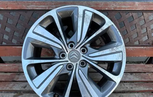 Citroen C4 III e-C4 R17 alloy rim 