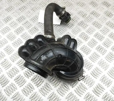 BMW 4 F32 F33 Intake resonator 8479958 991000768