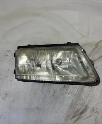 Volkswagen PASSAT B5 Headlight/headlamp 205079 89060709