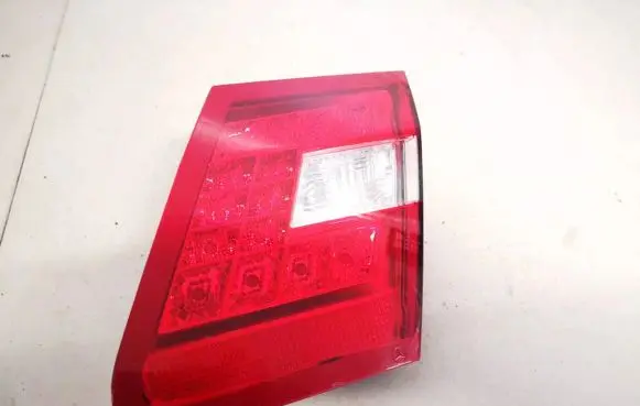 Mercedes-Benz E W212 Tailgate rear/tail lights a2128200864