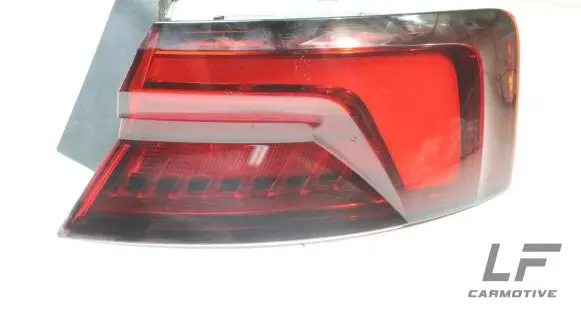 Audi A5 Rear/tail lights 8W6945092J