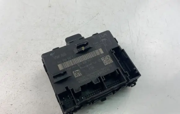 Audi Q3 F3 Other control units/modules 5Q0959592F