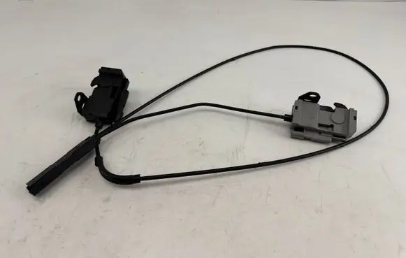 Engine bonnet/hood lock release cable