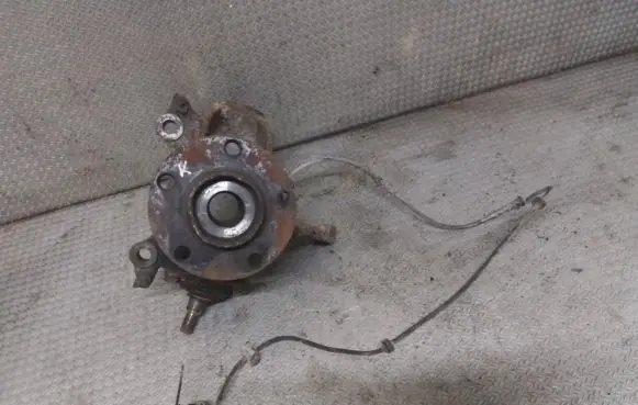 Fiat Ducato Front wheel hub spindle knuckle