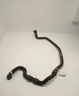 BMW 2 F22 F23 Engine coolant pipe/hose 8675283