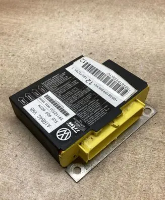 Volkswagen PASSAT B6 Airbag control unit/module 3C0909605M