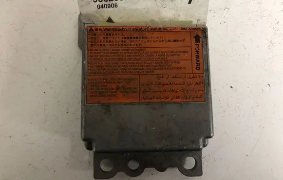 Nissan X-Trail T30 Airbag control unit/module 988208H405 040906