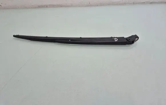 Subaru Outback (BT) Rear wiper blade arm 