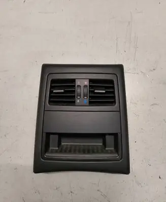 BMW 3 E90 E91 Rear air vent grill 