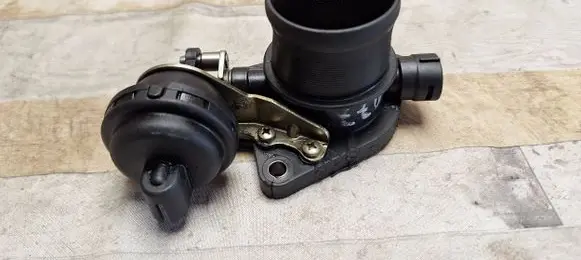 Renault Laguna II Engine shut-off valve 