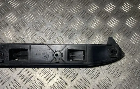 Volkswagen Golf IV Front bumper mounting bracket 1J0807183A