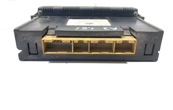 Audi A3 S3 8L Climate control unit 8L0820043B D730302 5HB00760800
