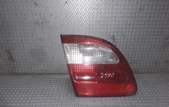 Mercedes-Benz E W211 Tailgate rear/tail lights A2118201364
