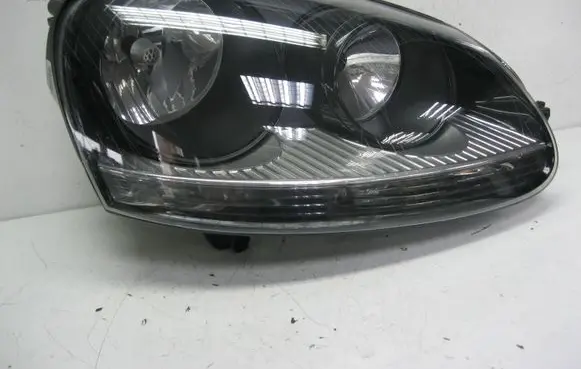 Volkswagen Golf V Headlight/headlamp