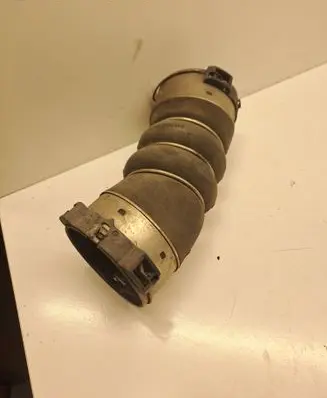 BMW 3 F30 F35 F31 Intercooler hose/pipe 8513450