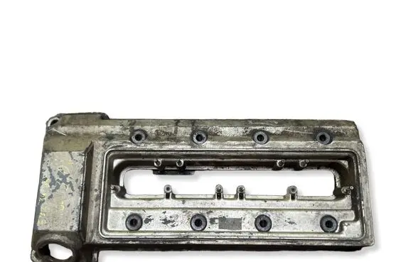 BMW 7 E32 Rocker cam cover 1733746
