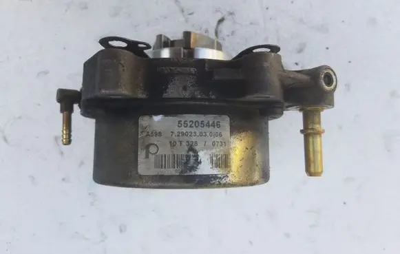 Opel Insignia A Vacuum pump 55205446