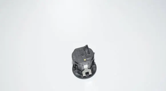 Passenger airbag on/off switch