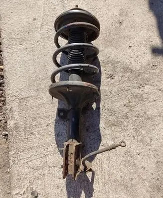 Hyundai Santa Fe Front shock absorber with coil spring